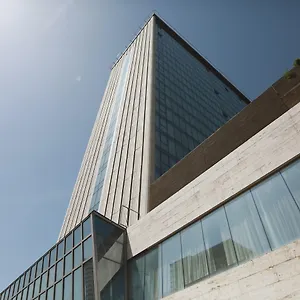 **** Hotel - By Ihg Georgia