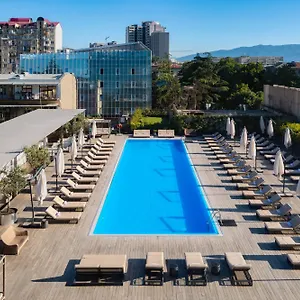**** Hotel - By Ihg Georgia